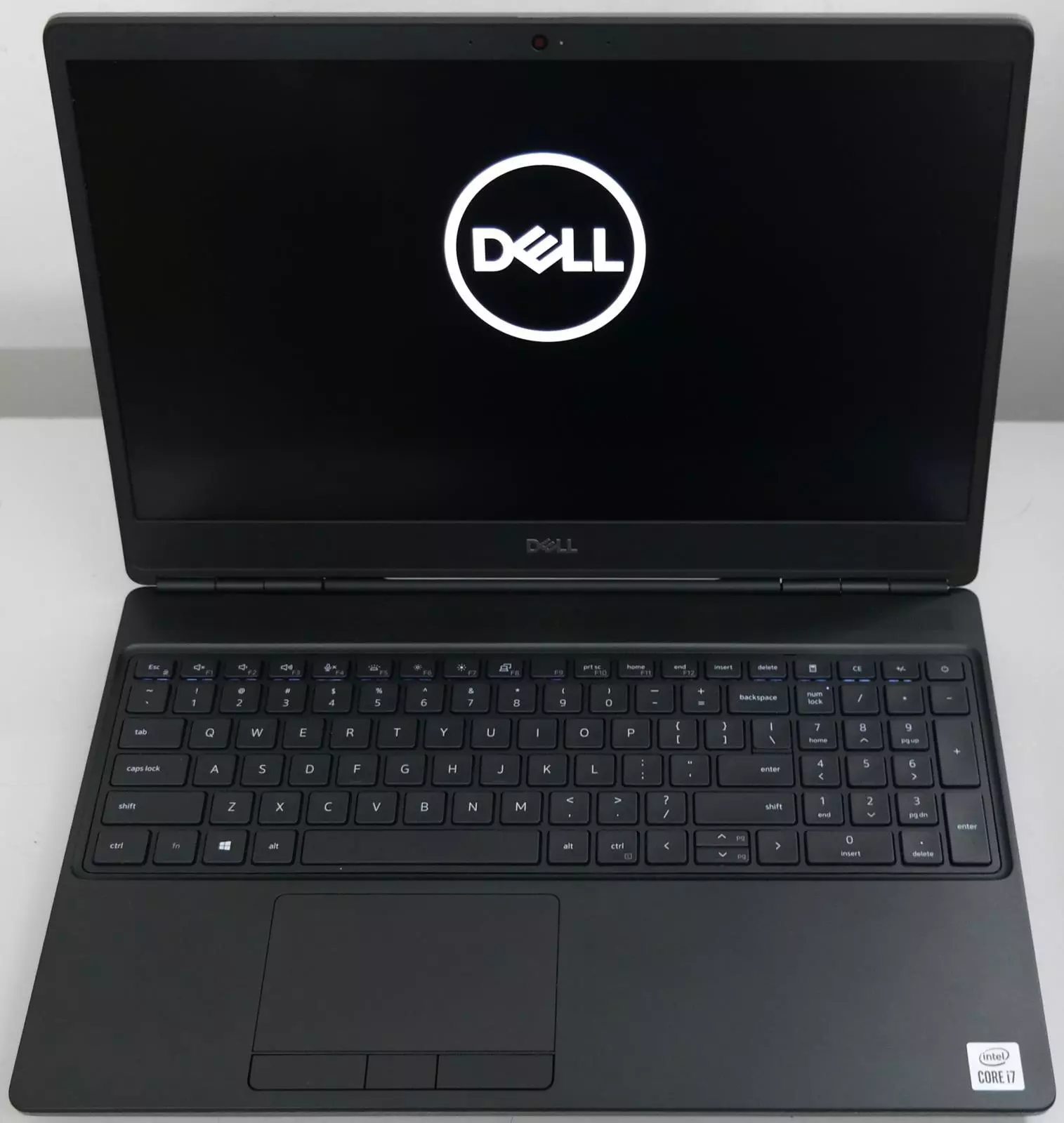 Dell Latitude 5400 - Ordinateur portable reconditionné Montréal - Intel Core i5 8e génération - 320$ - Livraison gratuite Montréal Québec